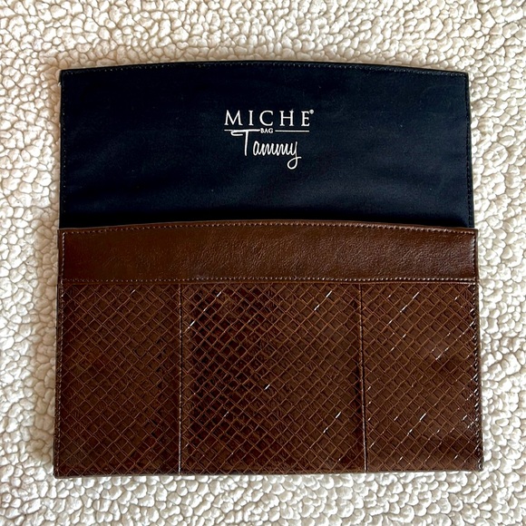 MICHE Classic Shell - Tammy - Picture 2 of 4